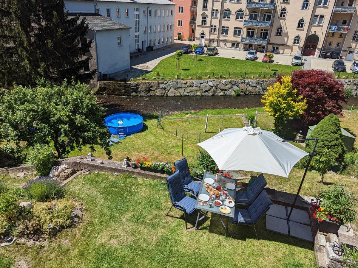 Urlaubstraum Mit Pool, Terrasse & Fluss Im Garten - Ut Leilighet Sebnitz Eksteriør bilde
