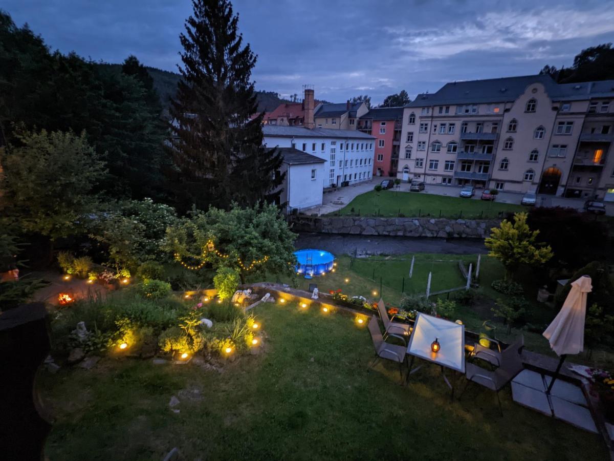 Urlaubstraum Mit Pool, Terrasse & Fluss Im Garten - Ut Leilighet Sebnitz Eksteriør bilde