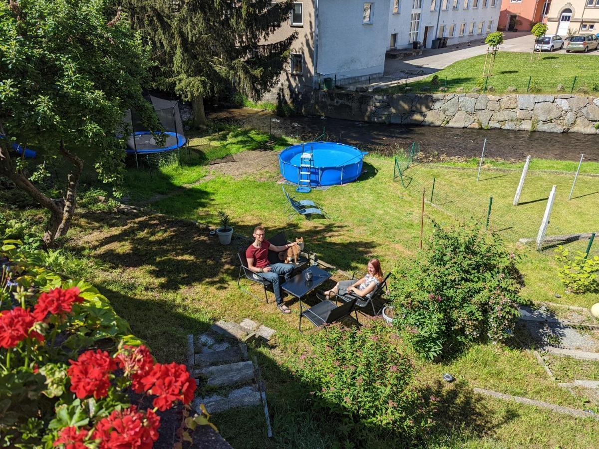 Urlaubstraum Mit Pool, Terrasse & Fluss Im Garten - Ut Leilighet Sebnitz Eksteriør bilde