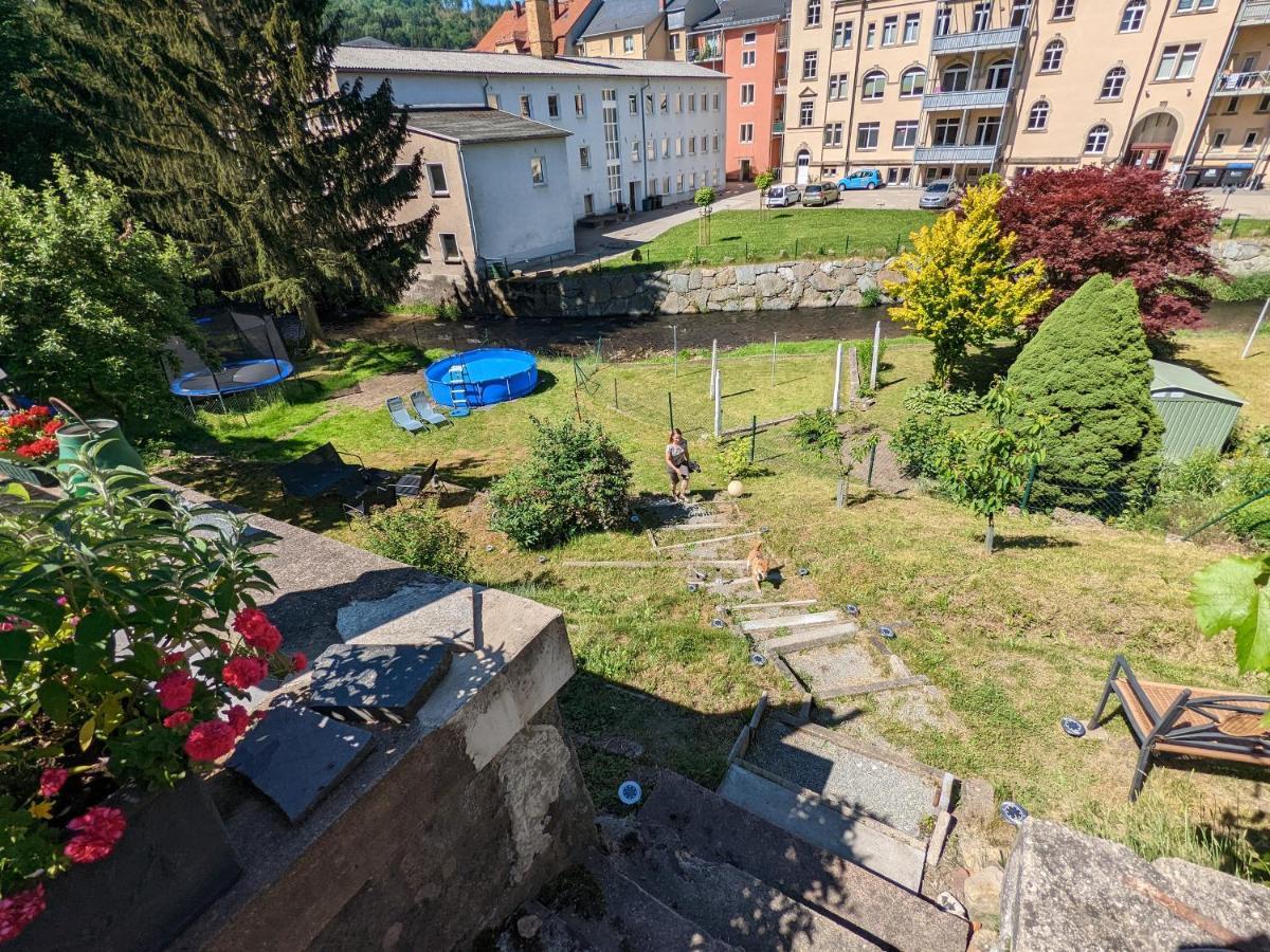 Urlaubstraum Mit Pool, Terrasse & Fluss Im Garten - Ut Leilighet Sebnitz Eksteriør bilde