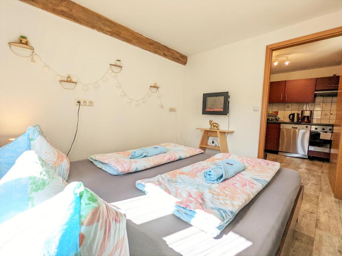 Urlaubstraum Mit Pool, Terrasse & Fluss Im Garten - Ut Leilighet Sebnitz Eksteriør bilde